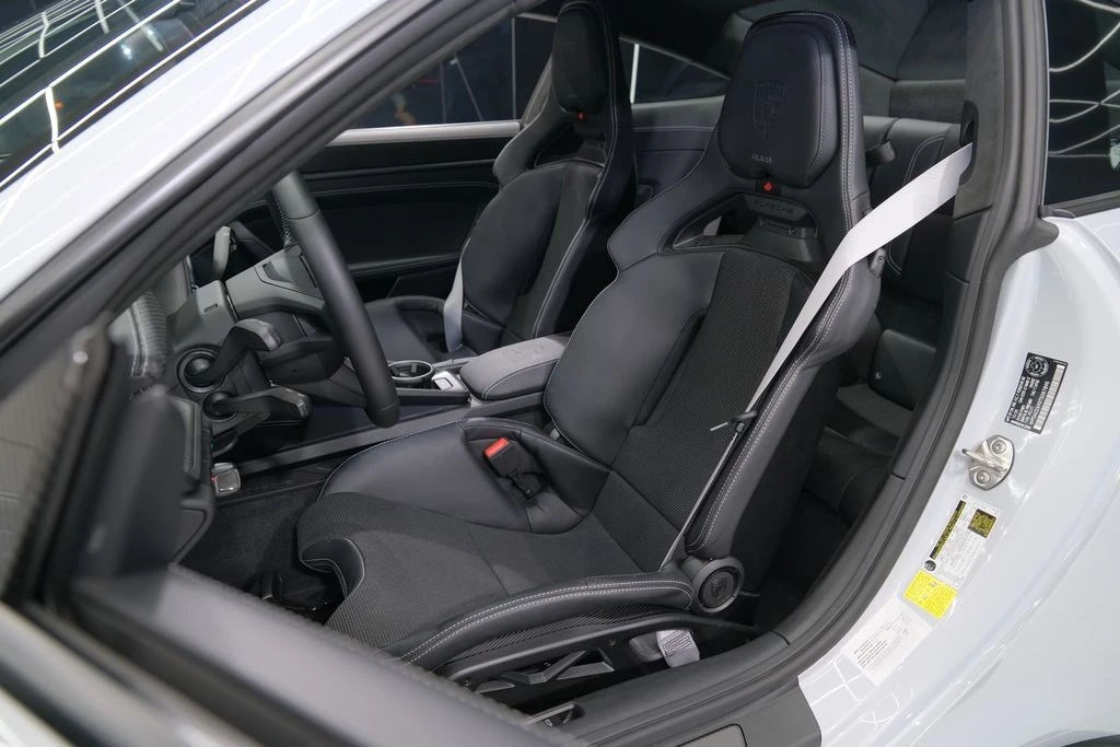 2026 Porsche 992 GT3 - Image 16 of 31