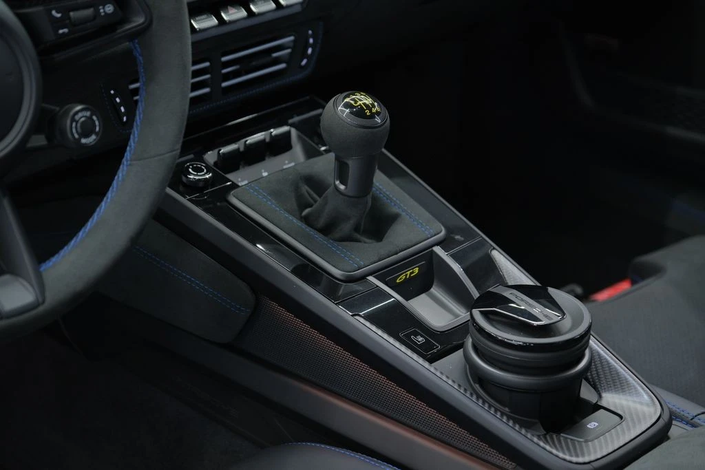 2026 Porsche 992 GT3 - Image 14 of 31