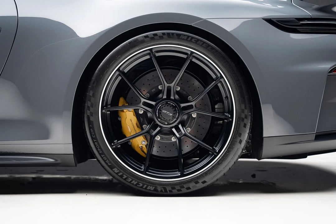 2026 Porsche 992 GT3 - Image 23 of 31