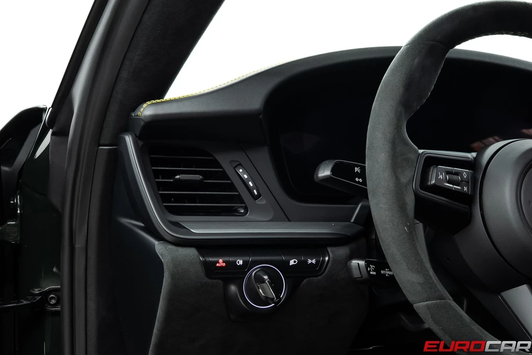 2026 Porsche 992 GT3 - Image 26 of 31