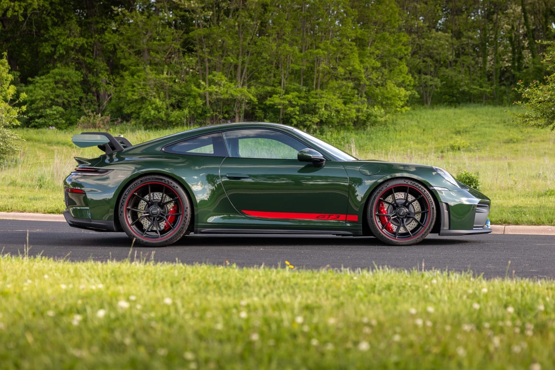 2026 Porsche 992 GT3 - Image 23 of 31