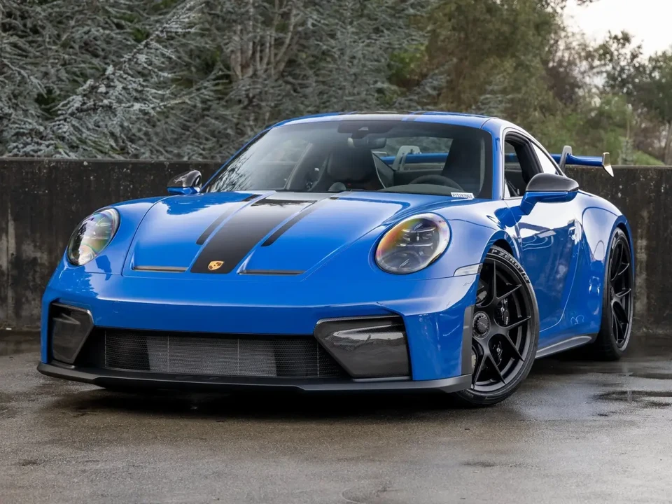 2026 Porsche 992 GT3 - Image 4 of 8