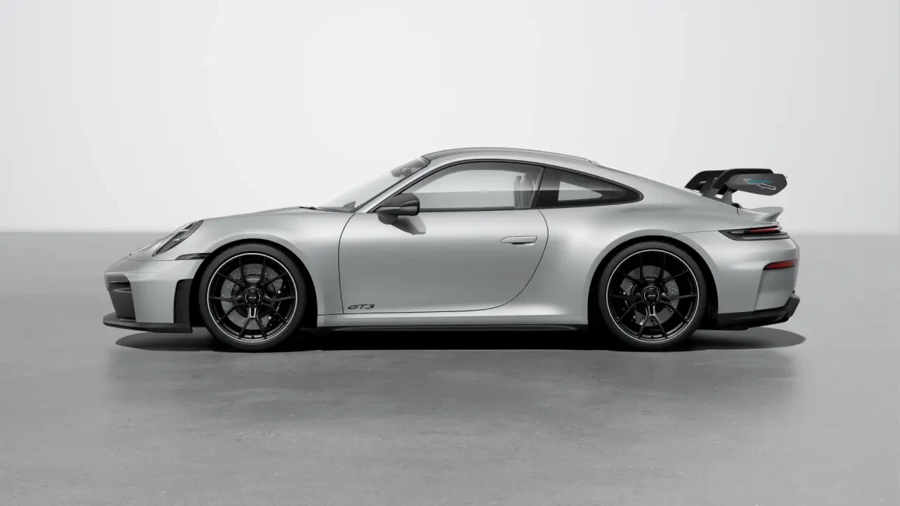 2026 Porsche 992 GT3 - Image 16 of 31