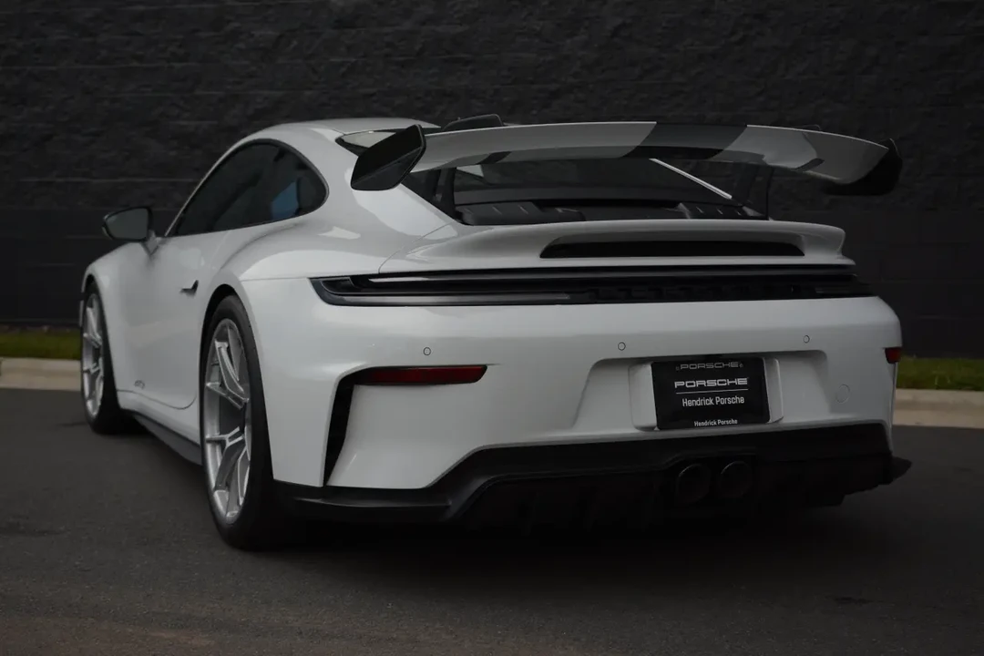 2026 Porsche 992 GT3 - Image 24 of 31