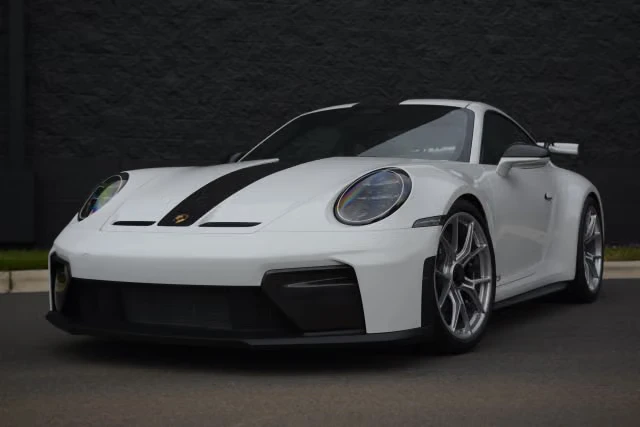 2026 Porsche 992 GT3 - Image 2 of 31