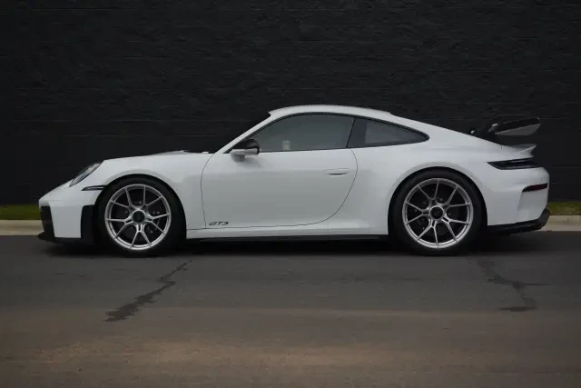 2026 Porsche 992 GT3 - Image 14 of 31