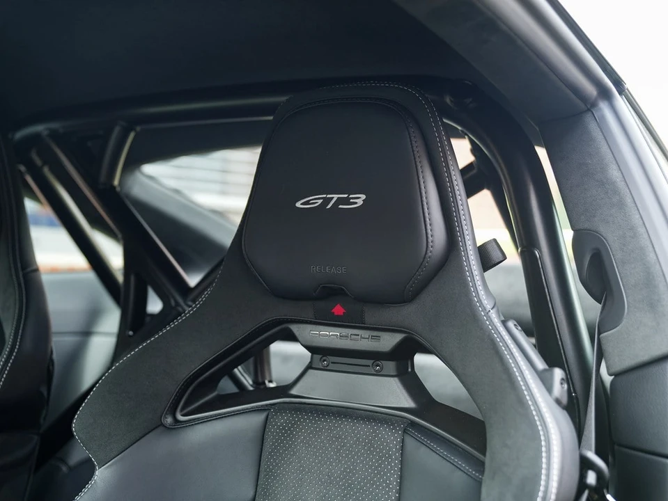 2026 Porsche 992 GT3 - Image 25 of 31