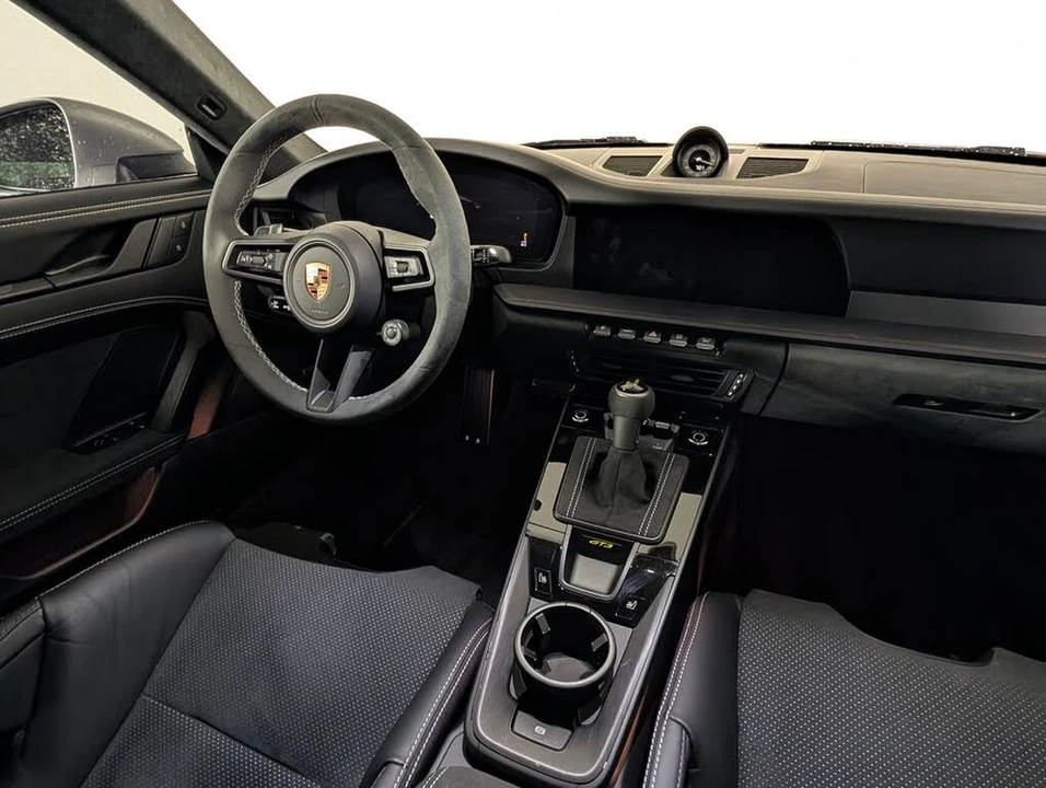 2026 Porsche 992 GT3 - Image 21 of 31
