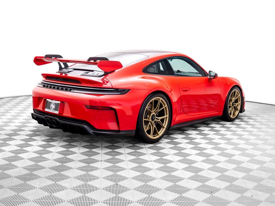 2026 Porsche 992 GT3 - Image 8 of 31