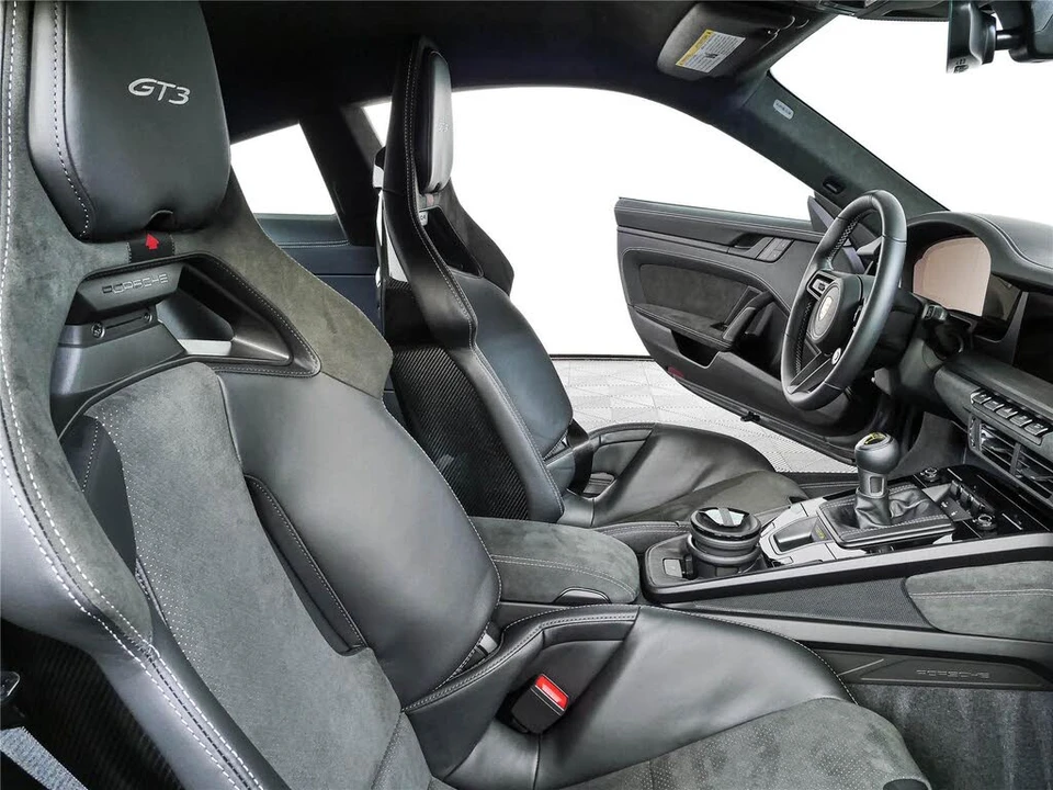 2026 Porsche 992 GT3 - Image 20 of 31