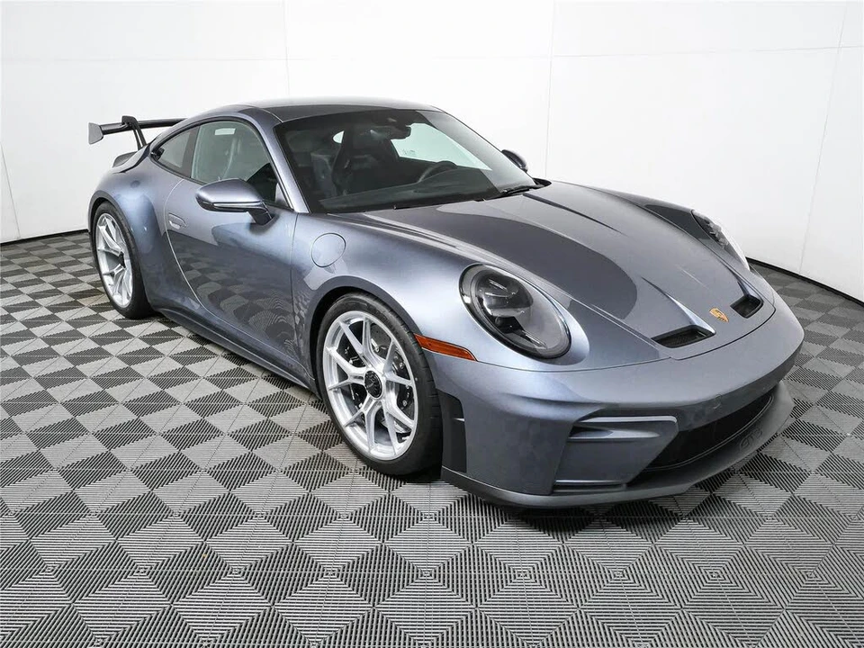 2026 Porsche 992 GT3 - Image 23 of 31