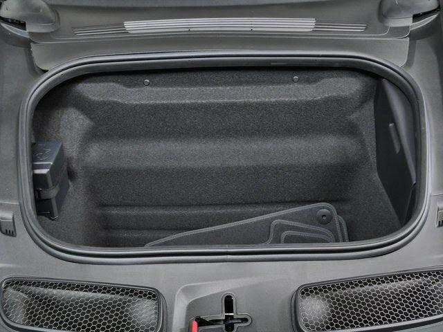 2026 Porsche 992 GT3 - Image 27 of 31