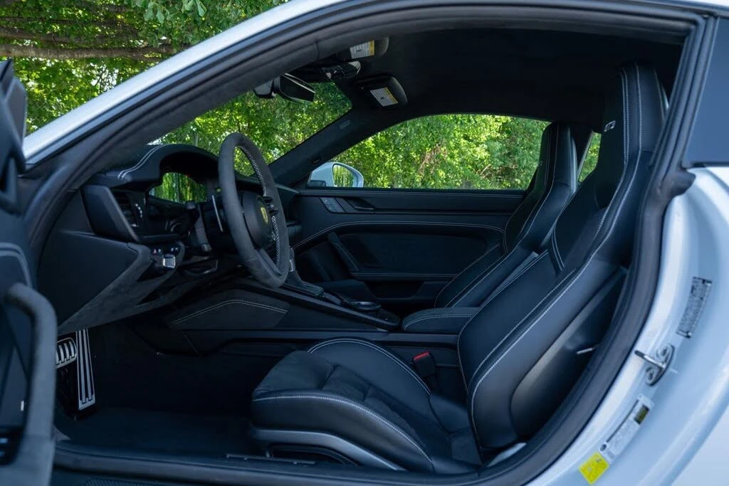 2026 Porsche 992 GT3 - Image 25 of 31