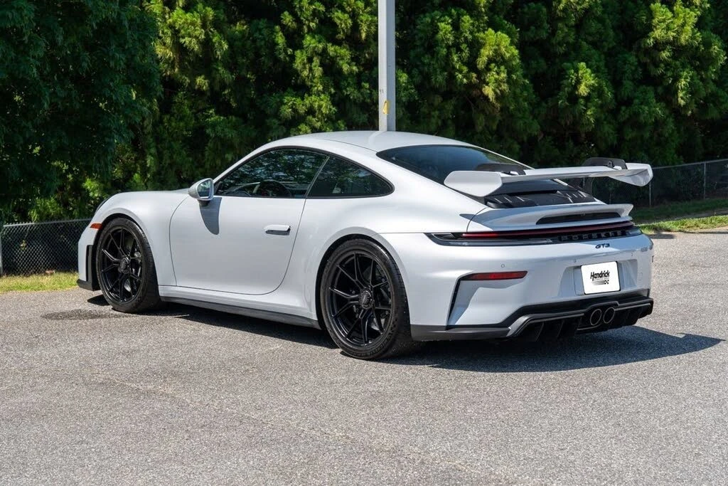 2026 Porsche 992 GT3 - Image 4 of 31