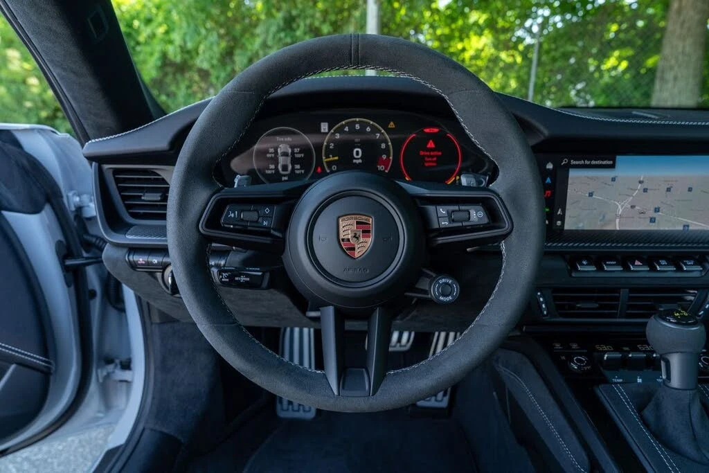 2026 Porsche 992 GT3 - Image 26 of 31