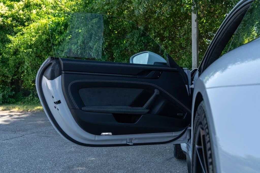 2026 Porsche 992 GT3 - Image 21 of 31