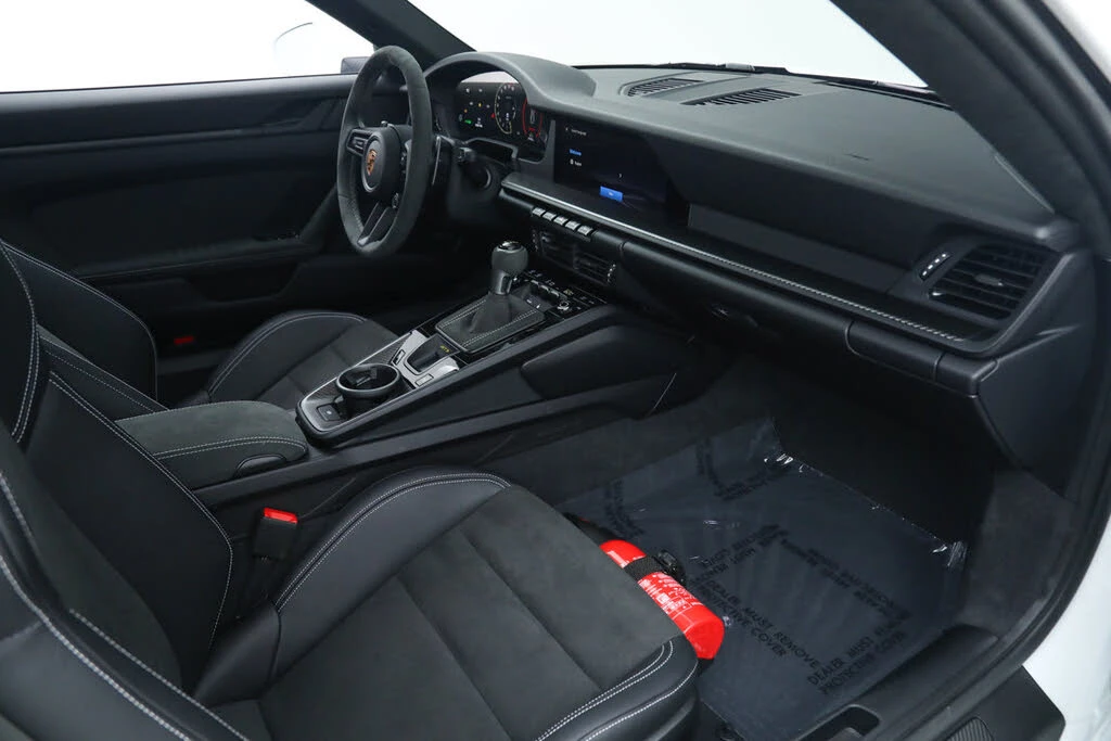 2026 Porsche 992 GT3 - Image 18 of 31