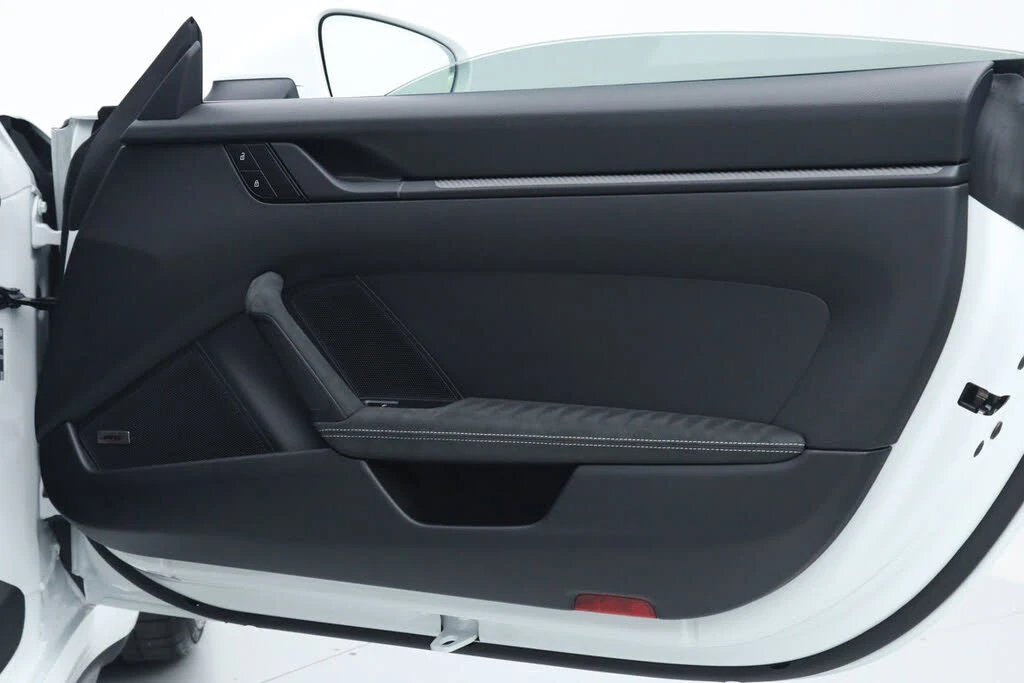 2026 Porsche 992 GT3 - Image 17 of 31