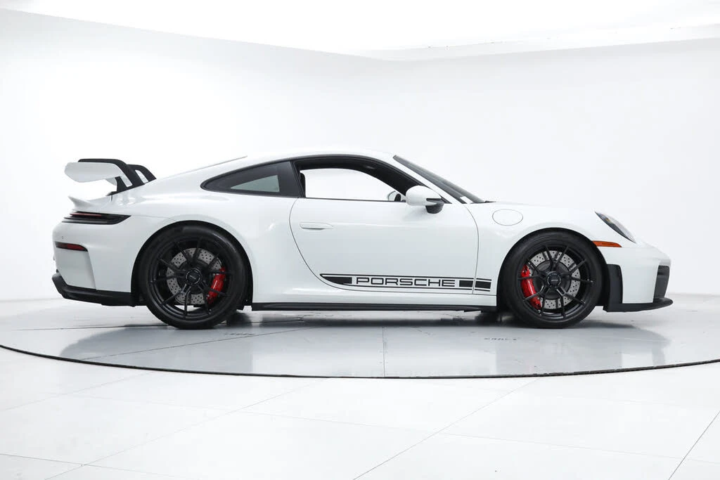 2026 Porsche 992 GT3 - Image 6 of 31