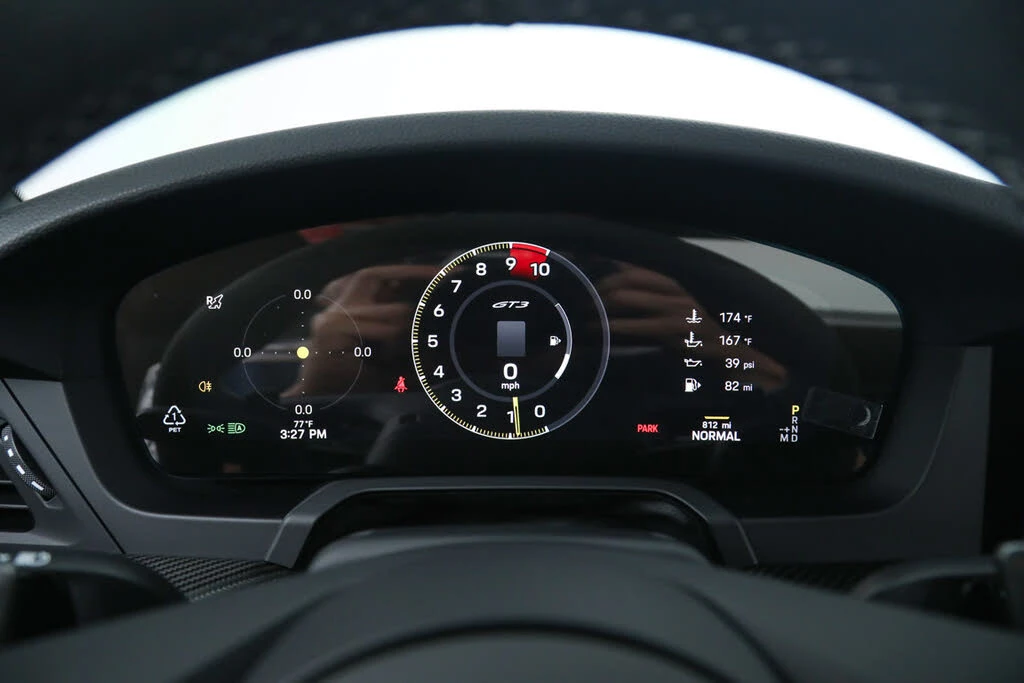 2026 Porsche 992 GT3 - Image 29 of 31