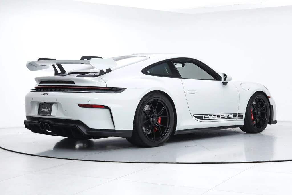 2026 Porsche 992 GT3 - Image 5 of 31