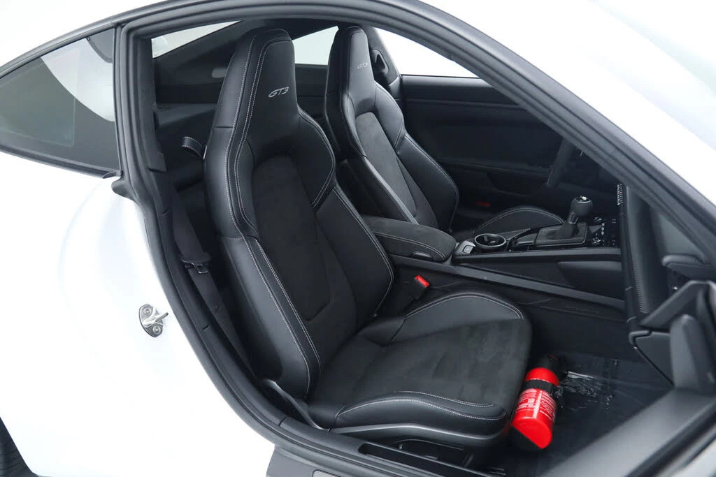 2026 Porsche 992 GT3 - Image 19 of 31
