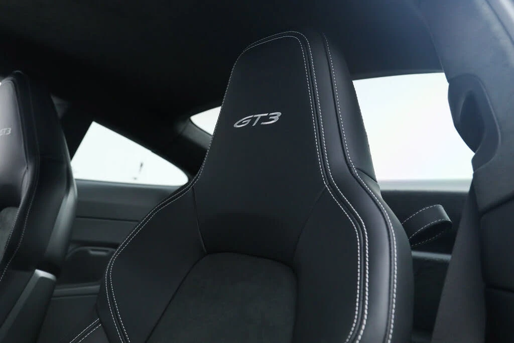 2026 Porsche 992 GT3 - Image 26 of 31