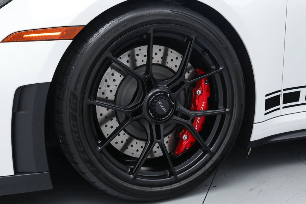 2026 Porsche 992 GT3 - Image 13 of 31