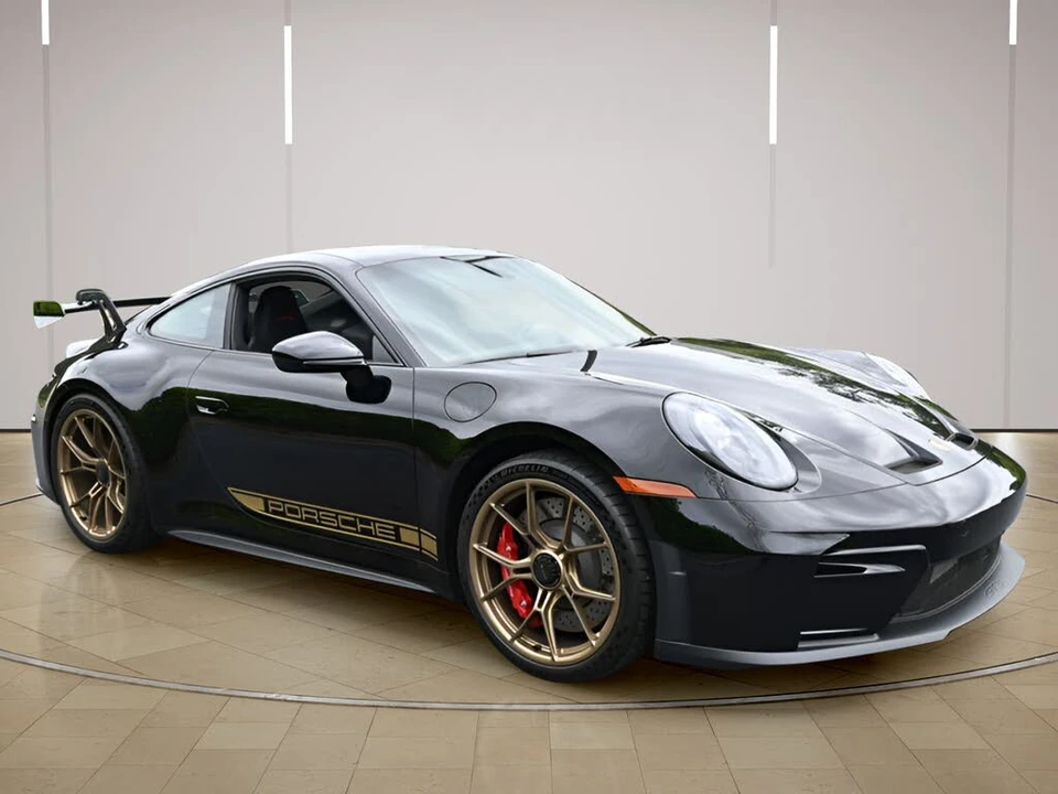 2026 Porsche 992 GT3 - Image 12 of 31