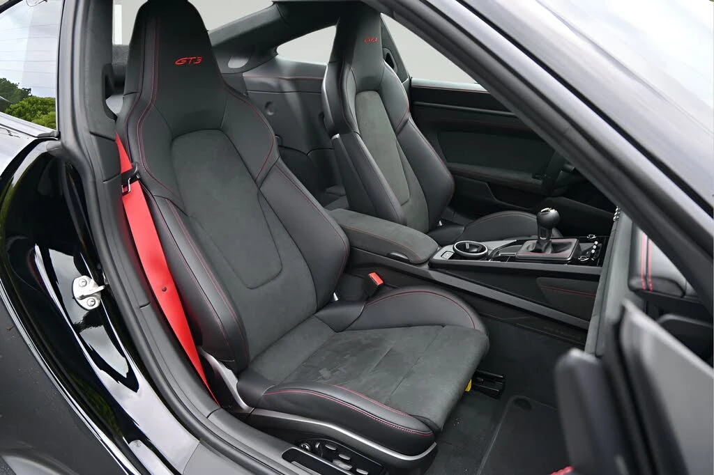 2026 Porsche 992 GT3 - Image 24 of 31