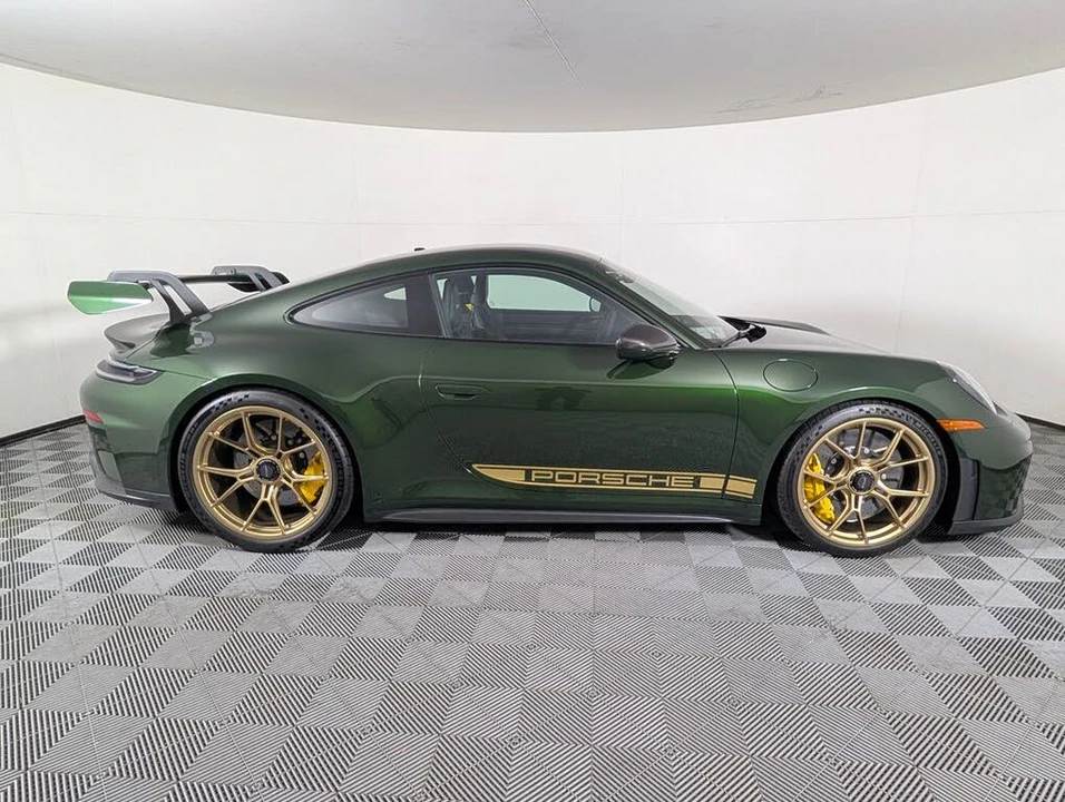 2026 Porsche 992 GT3 - Image 8 of 31