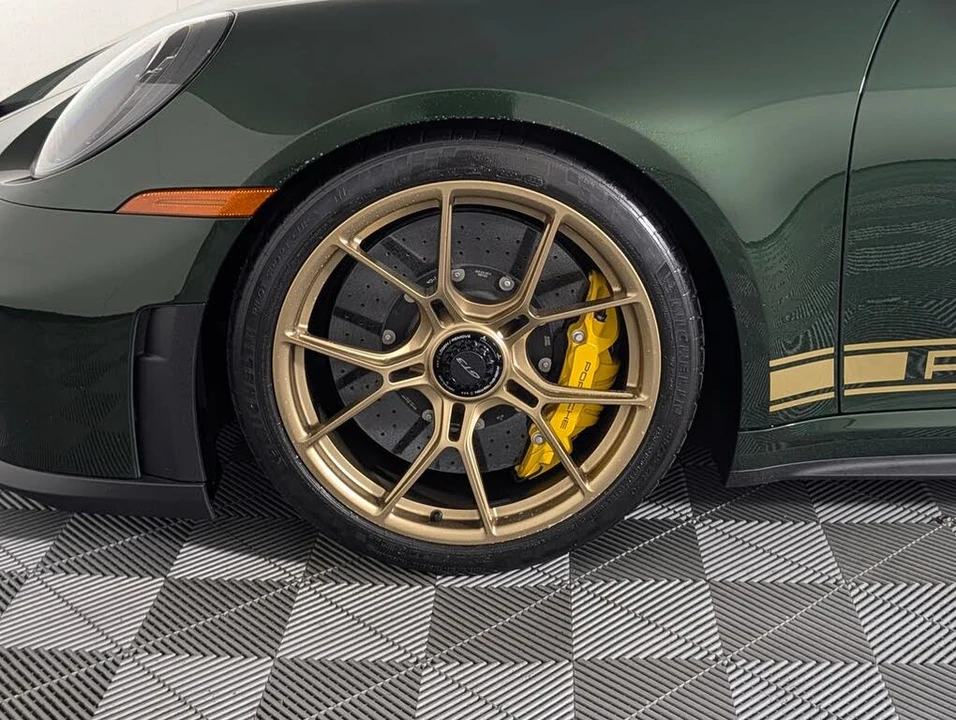 2026 Porsche 992 GT3 - Image 11 of 31