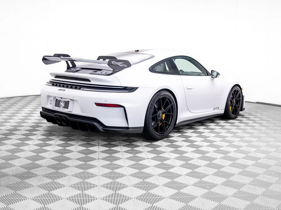 2026 Porsche 992 GT3 - Image 8 of 31
