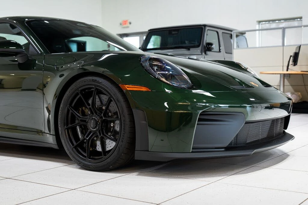 2026 Porsche 992 GT3 - Image 19 of 31