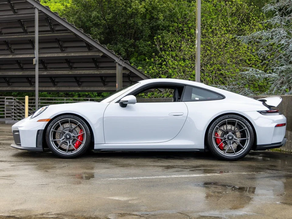 2026 Porsche 992 GT3 - Image 2 of 31