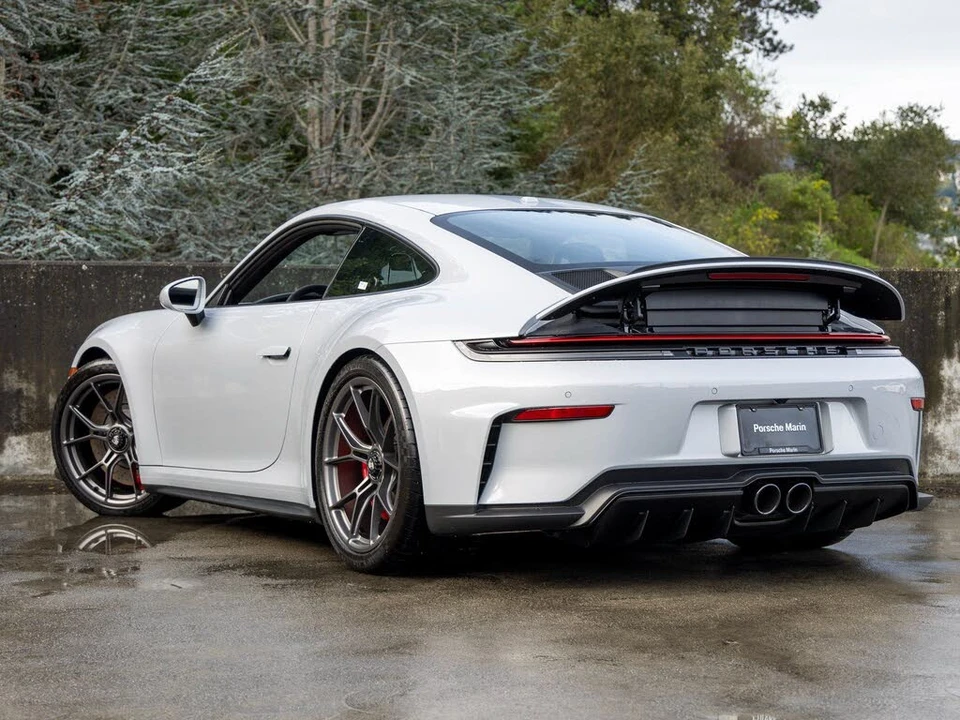2026 Porsche 992 GT3 - Image 3 of 31