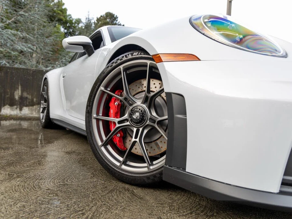 2026 Porsche 992 GT3 - Image 14 of 31