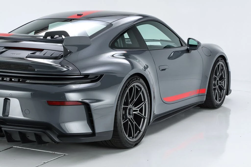 2026 Porsche 992 GT3 - Image 21 of 31