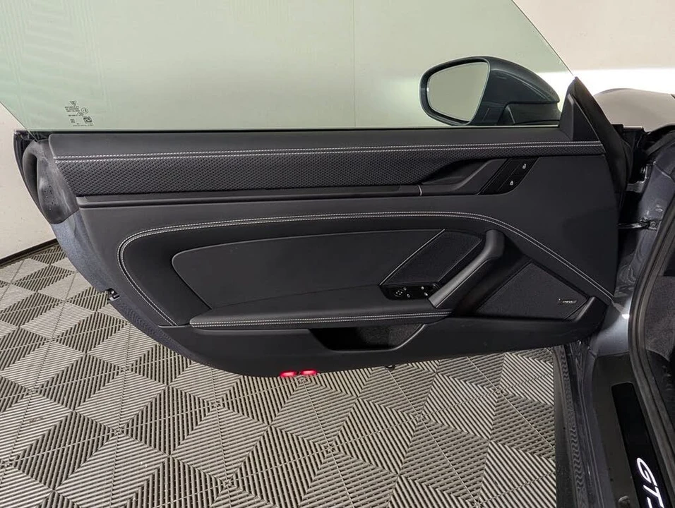 2026 Porsche 992 GT3 - Image 24 of 31