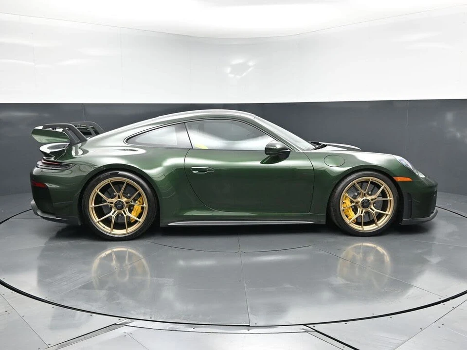 2026 Porsche 992 GT3 - Image 11 of 31