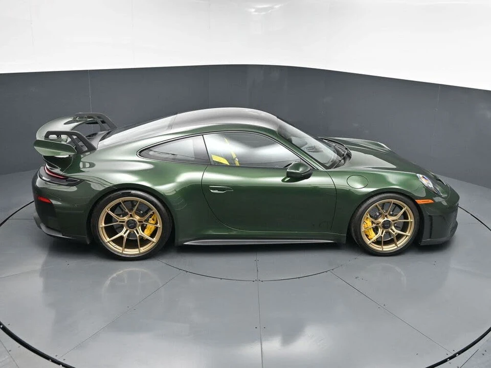 2026 Porsche 992 GT3 - Image 19 of 31