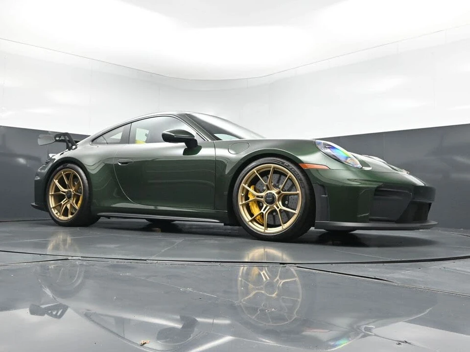 2026 Porsche 992 GT3 - Image 28 of 31