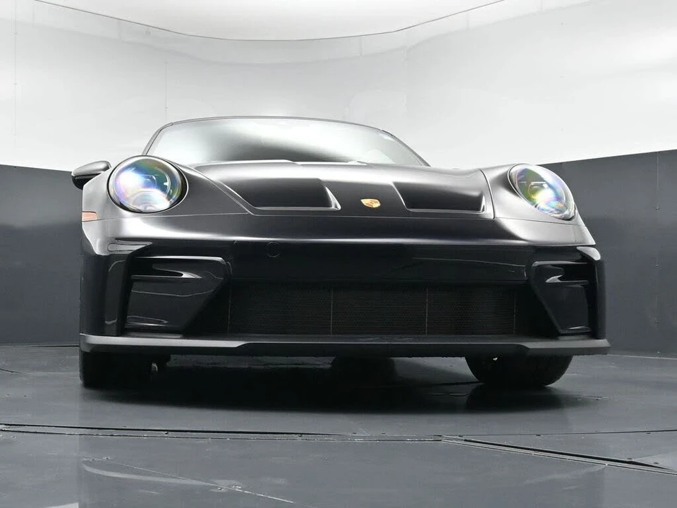2026 Porsche 992 GT3 - Image 28 of 31