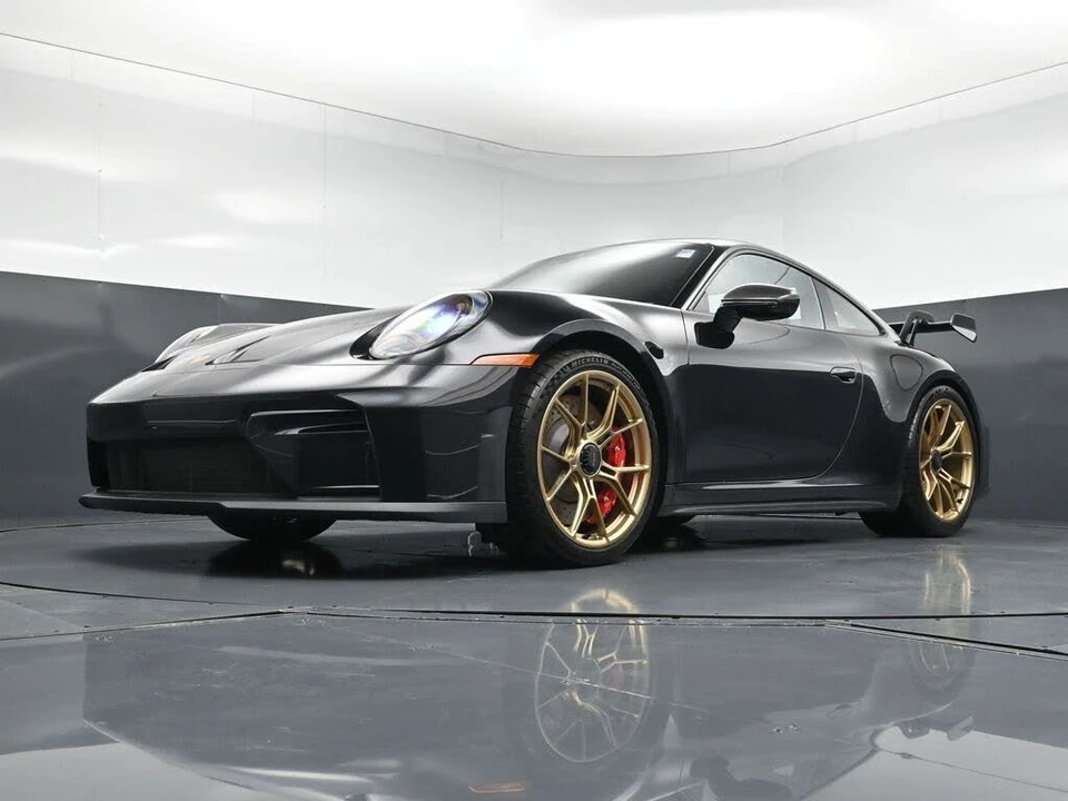 2026 Porsche 992 GT3 - Image 21 of 31
