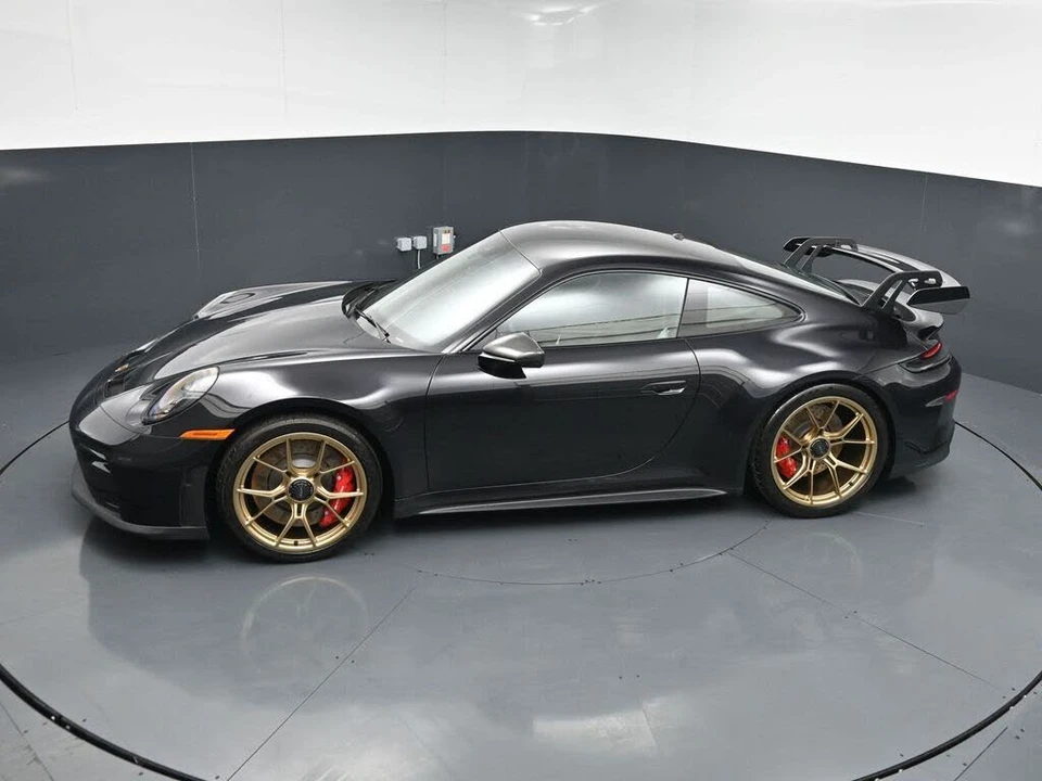 2026 Porsche 992 GT3 - Image 14 of 31