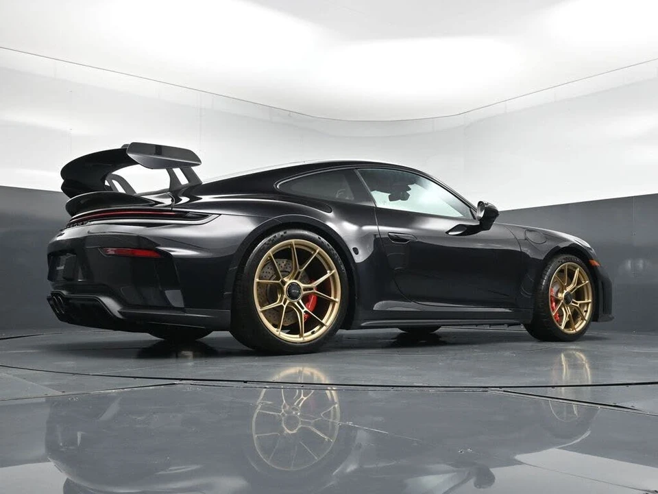 2026 Porsche 992 GT3 - Image 25 of 31