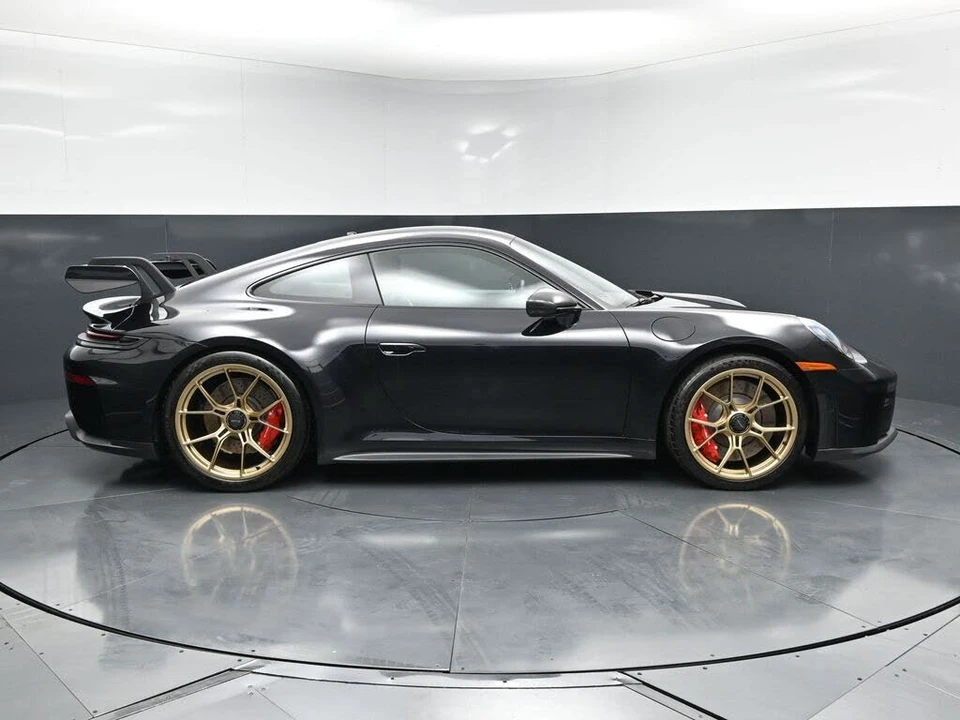 2026 Porsche 992 GT3 - Image 10 of 31