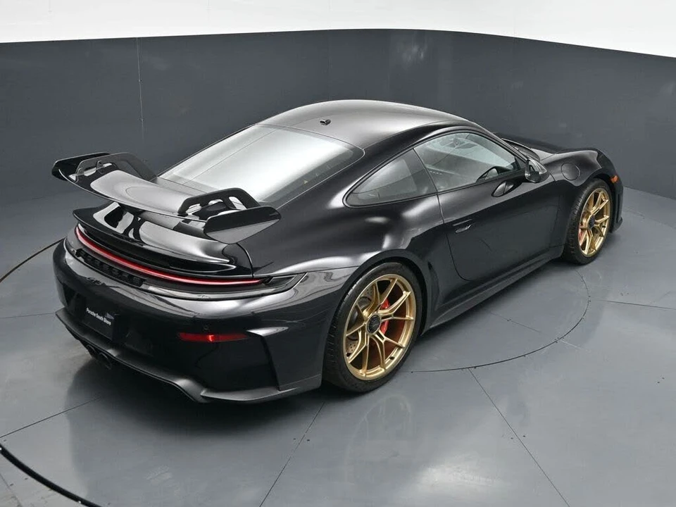 2026 Porsche 992 GT3 - Image 17 of 31