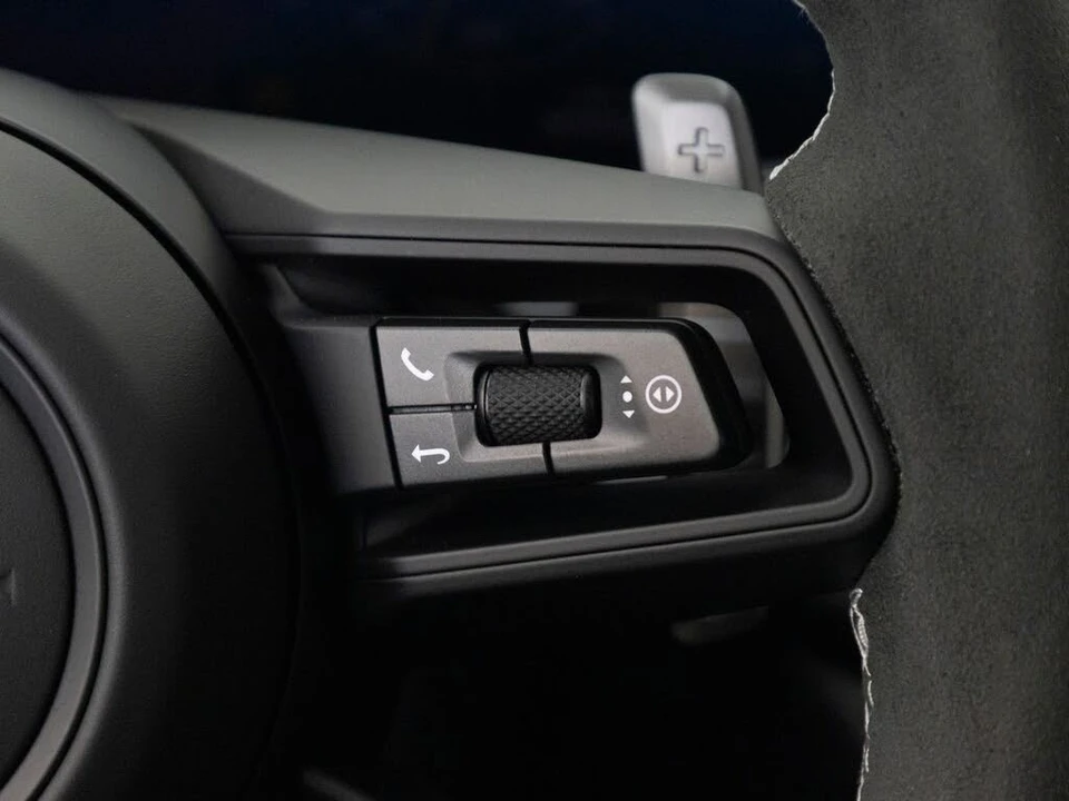 2026 Porsche 992 GT3 - Image 27 of 31