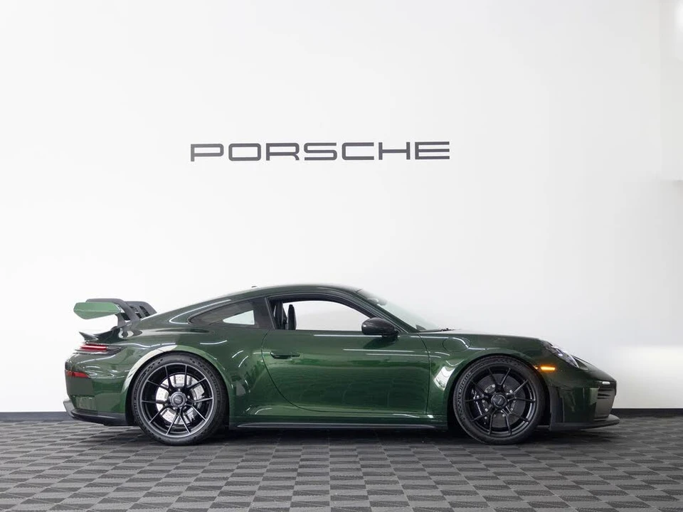 2026 Porsche 992 GT3 - Image 8 of 31